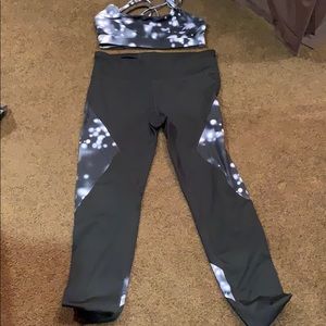 Gap Fit 2 piece workout bra and leggings